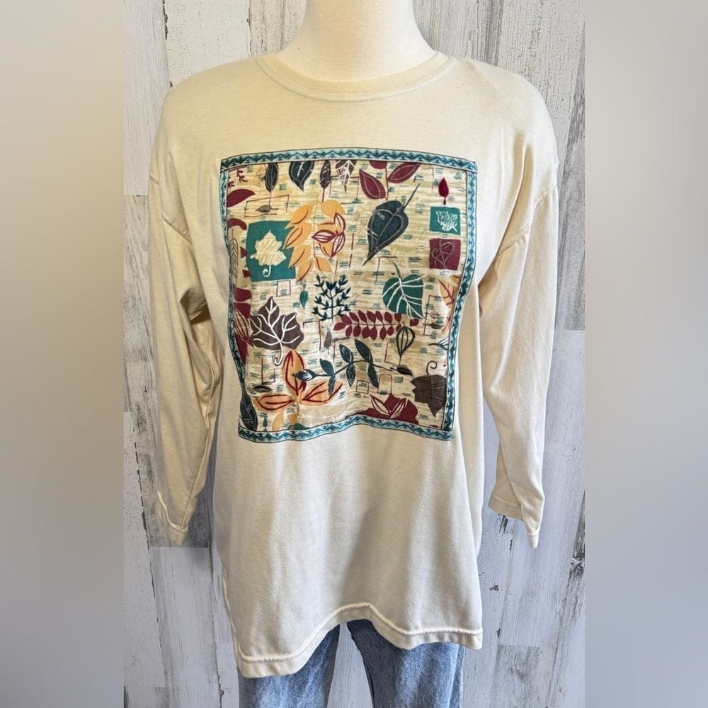 Vintage Fall shirt Long Sleeve Large leaves‎ southwestern trim shoulder pads